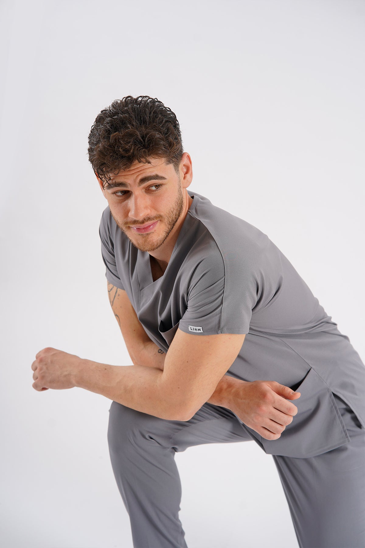 Gri Dr. Greys Modeli Likralı Hemşire Forması Unisex Yarasa Kol Doktor Scrubs Hastane Takımı