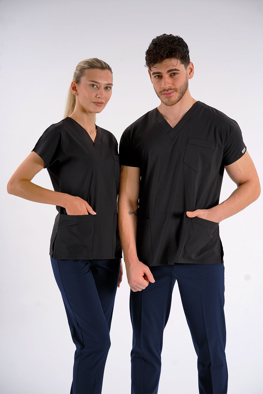 Siyah Dr.Greys Modeli Likralı Hemşire Doktor Forması Scrubs Tek Üst Unisex Yarasa Kol