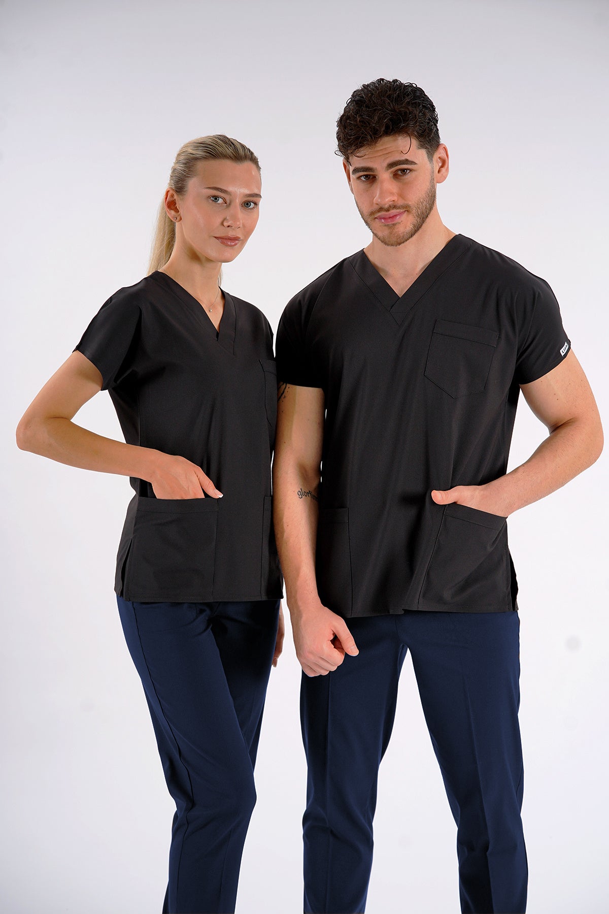 Siyah Dr.Greys Modeli Likralı Hemşire Doktor Forması Scrubs Tek Üst Unisex Yarasa Kol