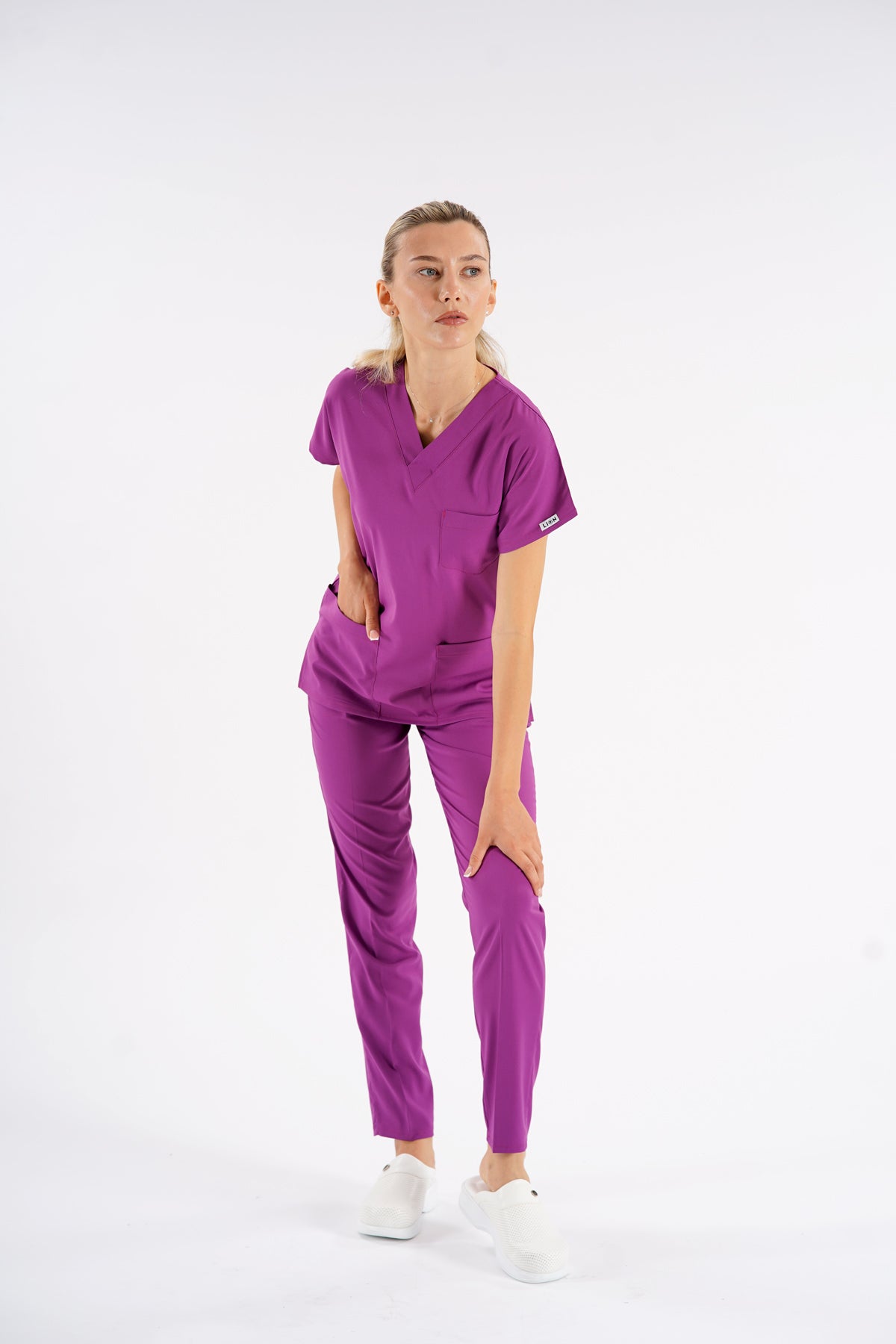 Menekşe Dr. Greys Modeli Likralı Hemşire Forması Unisex Yarasa Kol Doktor Scrubs Hastane Takımı