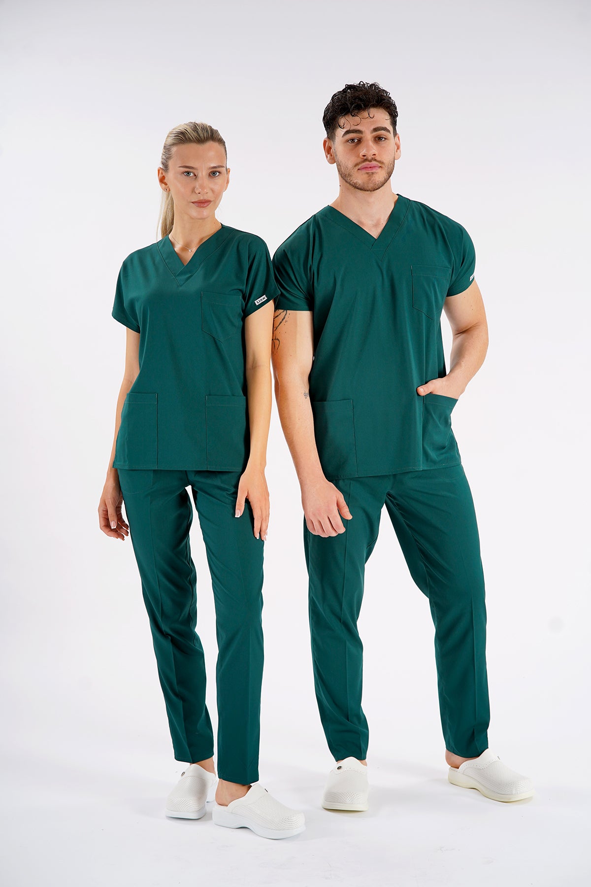 Avcı Yeşili Dr. Greys Modeli Likralı Hemşire Forması Unisex Yarasa Kol Doktor Scrubs Hastane Takımı