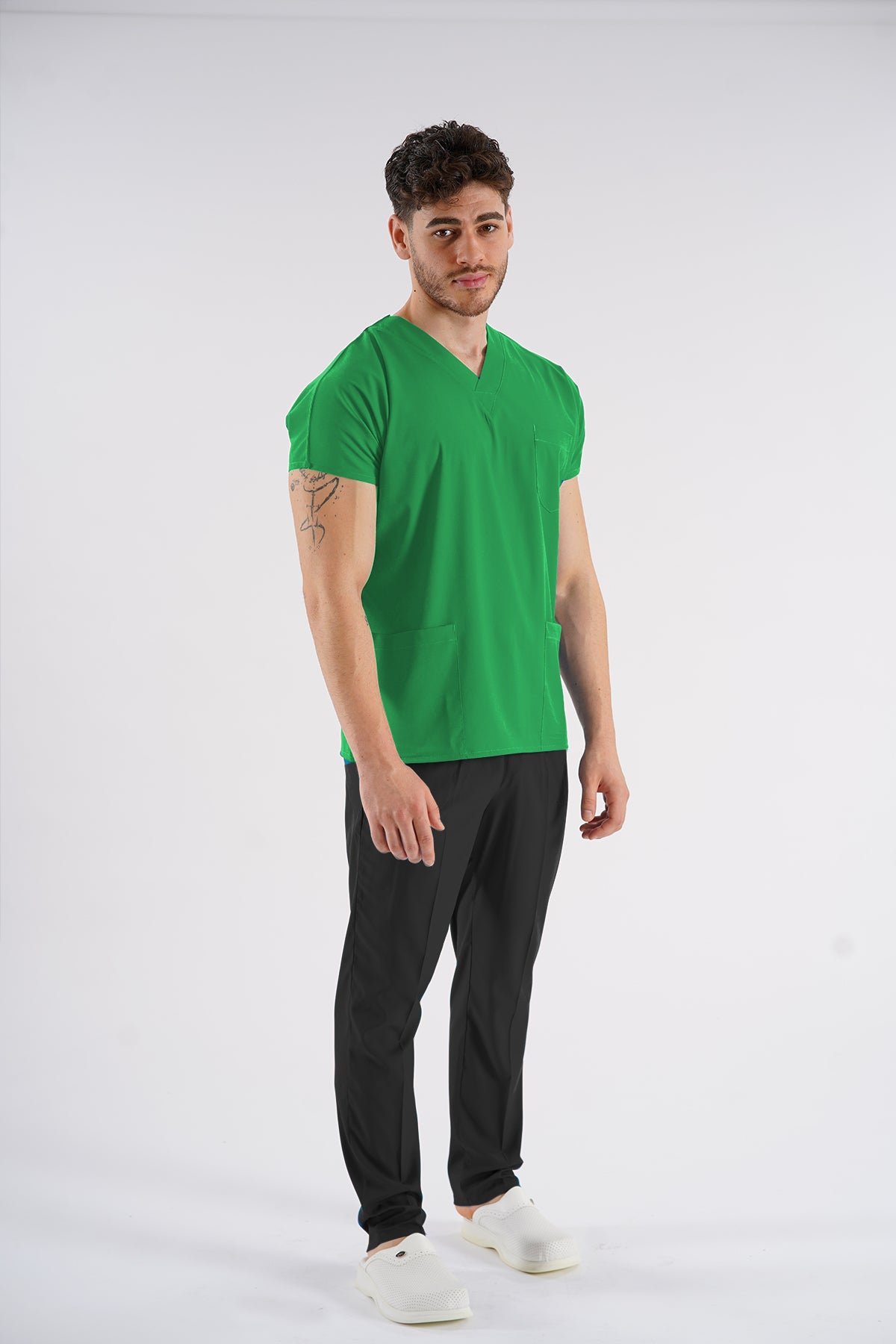 Çimen Yeşili Dr.Greys Modeli Soft Likralı Hemşire Doktor Forması Scrubs Tek Üst Unisex Yarasa Kol