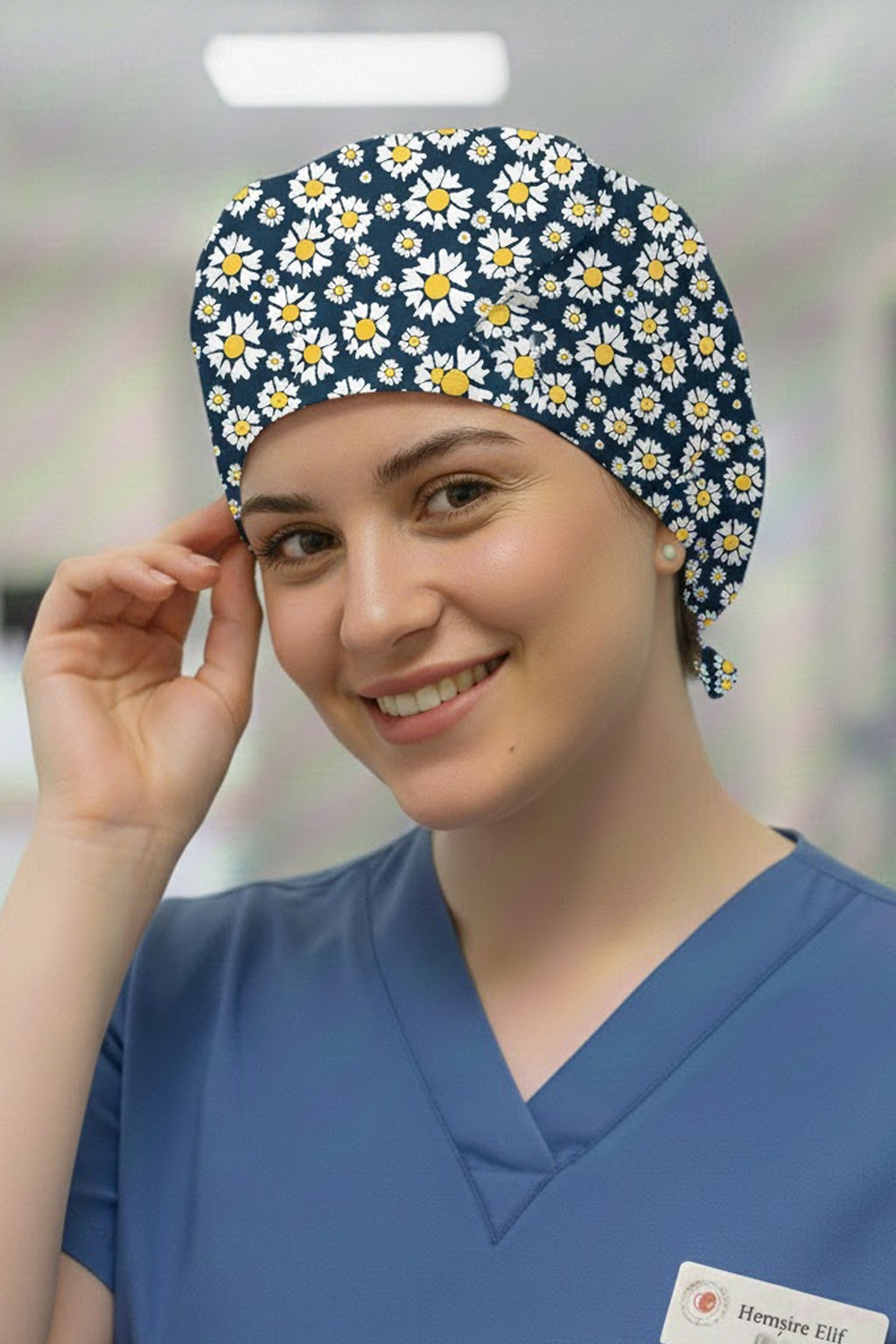 Lacivert Papatya Desenli Cerrahi Bone Unisex – Likralı Doktor Hemşire Bonesi - Lacivert Papatya
