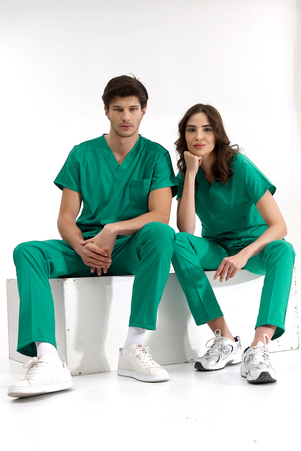 Ameliyathane Yeşili Lüks Likralı Üniforma Takımlar Yüksek Kaliteli Likralı Scrubs