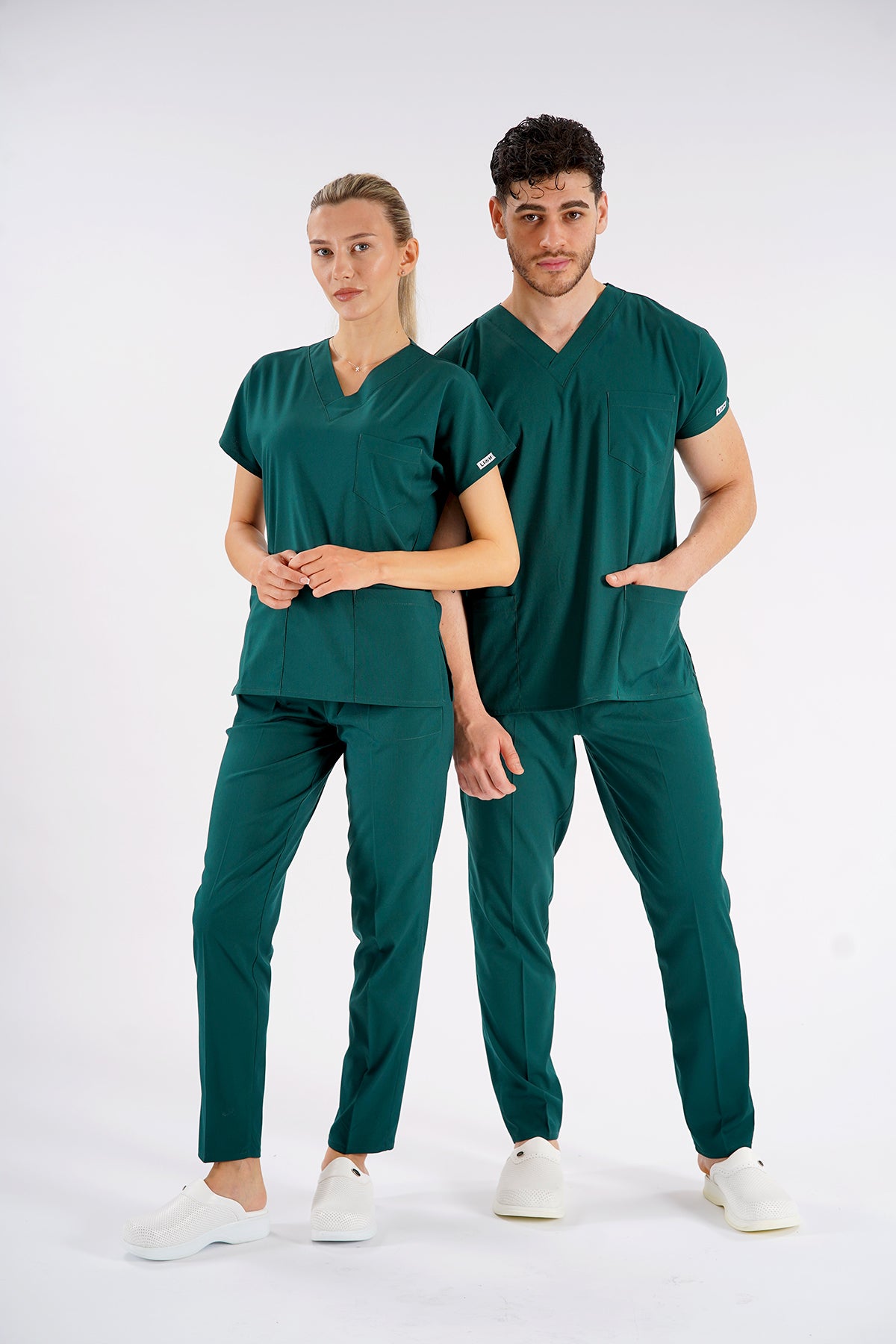 Avcı Yeşili Dr. Greys Modeli Likralı Hemşire Forması Unisex Yarasa Kol Doktor Scrubs Hastane Takımı