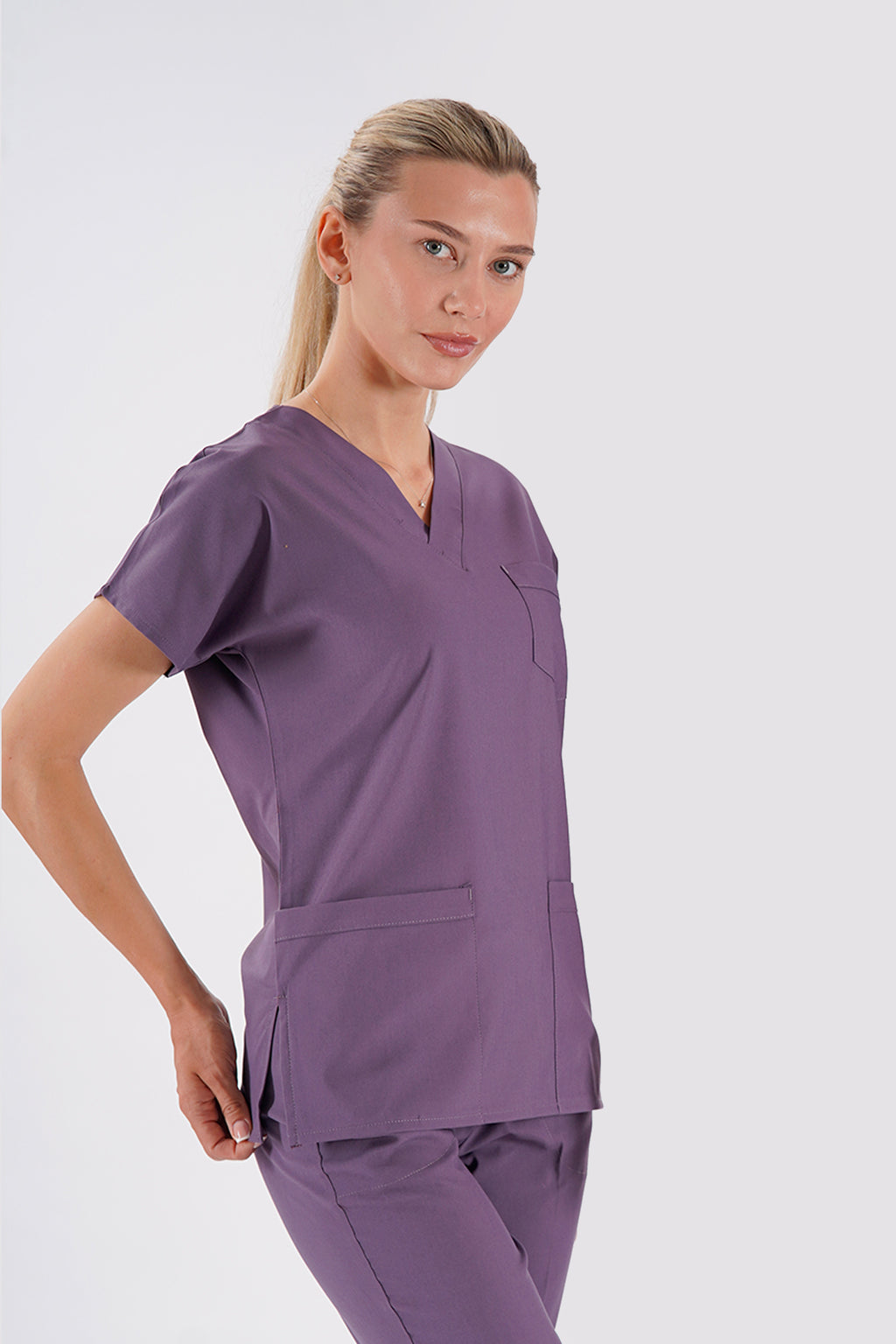 Açık Mürdüm Dr. Greys Modeli Likralı Hemşire Forması Unisex Yarasa Kol Doktor Scrubs Hastane Takımı