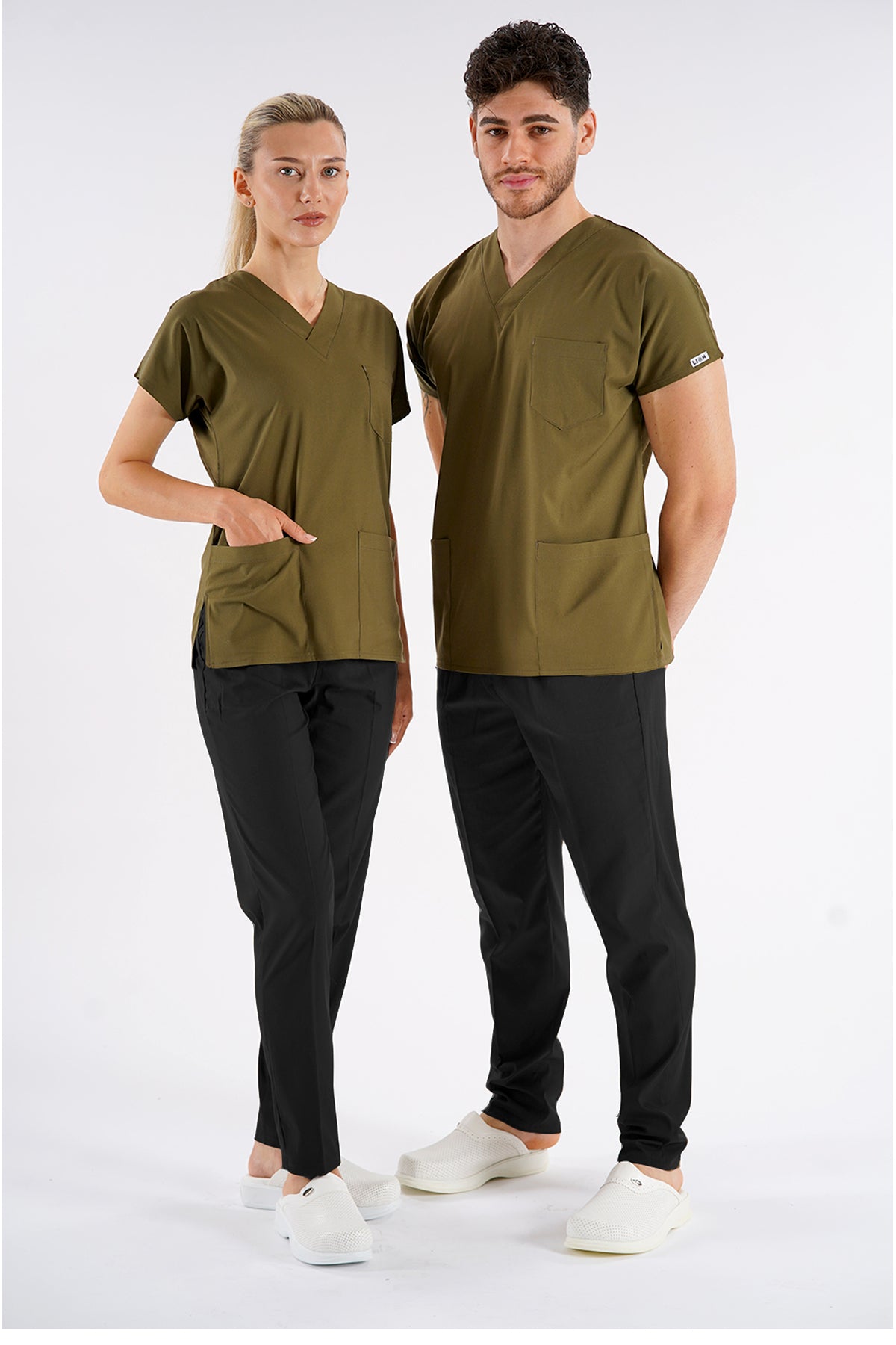Haki Dr.Greys Modeli Likralı Hemşire Doktor Forması Scrubs Tek Üst Unisex Yarasa Kol