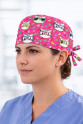 Pembe Gözlüklü Kedi Desenli Unisex Cerrahi Bone Hemşire ve Doktor Bone - Pembe Gözlüklü Kedi