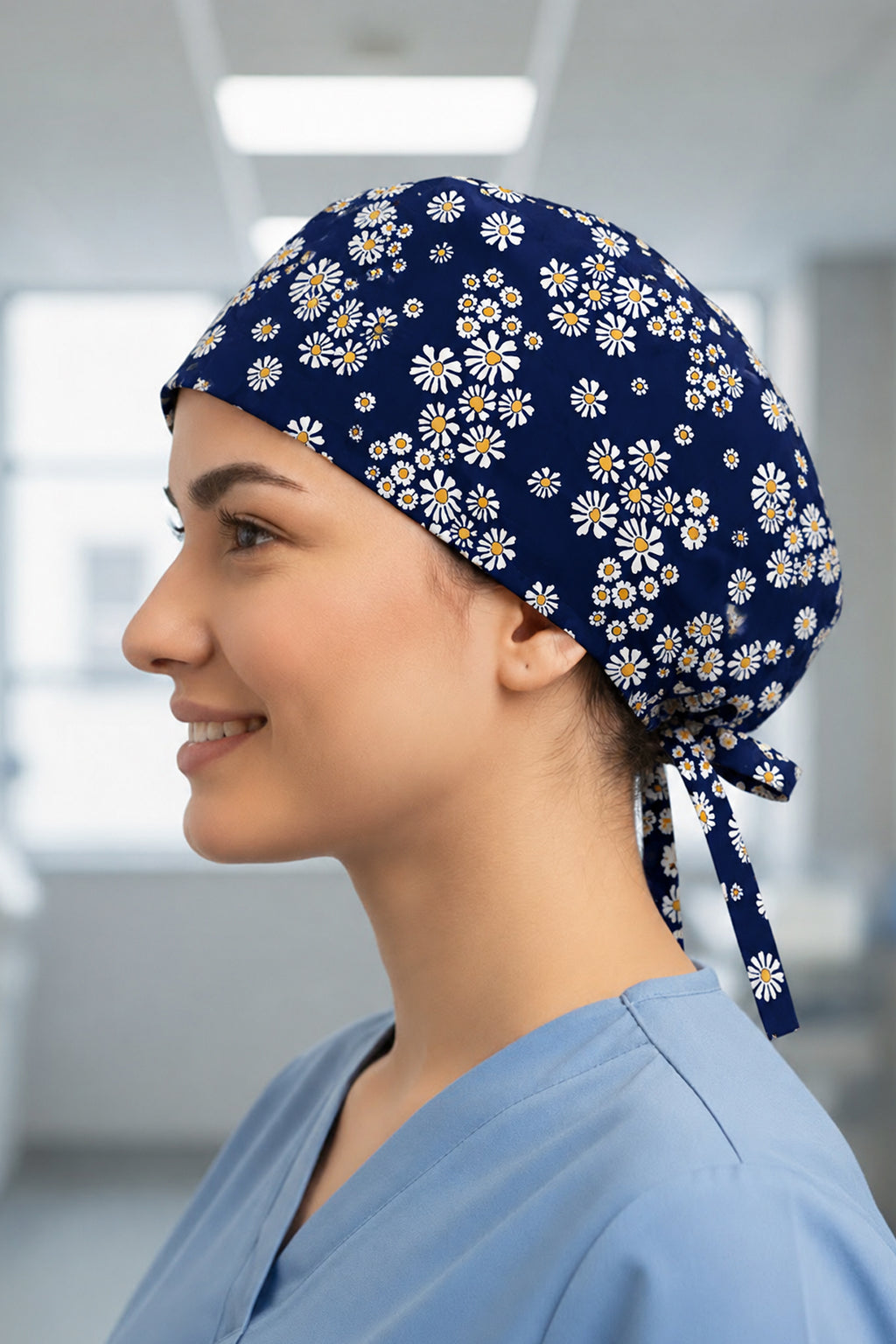 Papatyalar Lacivert Desenli Unisex Cerrahi Bone Hemşire ve Doktor Bone - Papatyalar Lacivert