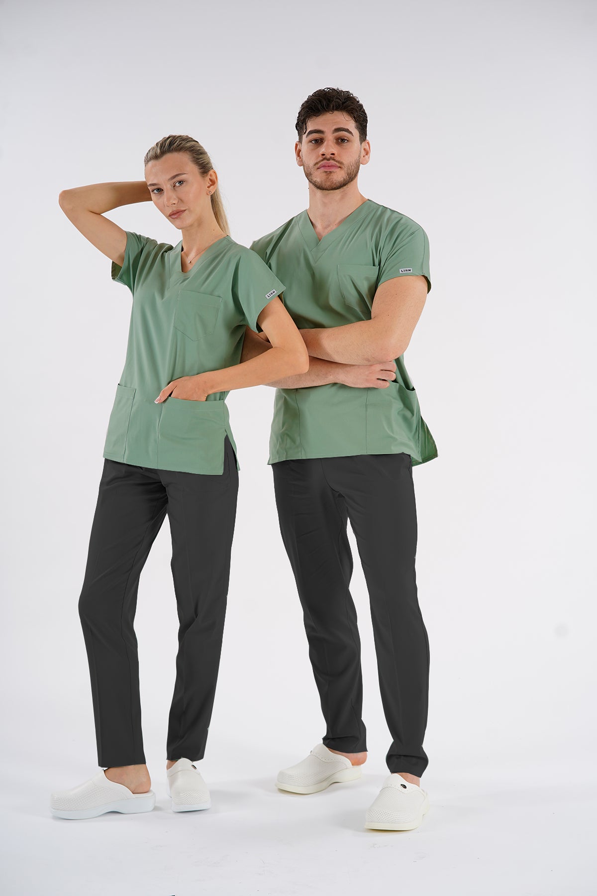 Mint Yeşili Dr.Greys Modeli Soft Likralı Hemşire Doktor Forması Scrubs Tek Üst Unisex Yarasa Kol