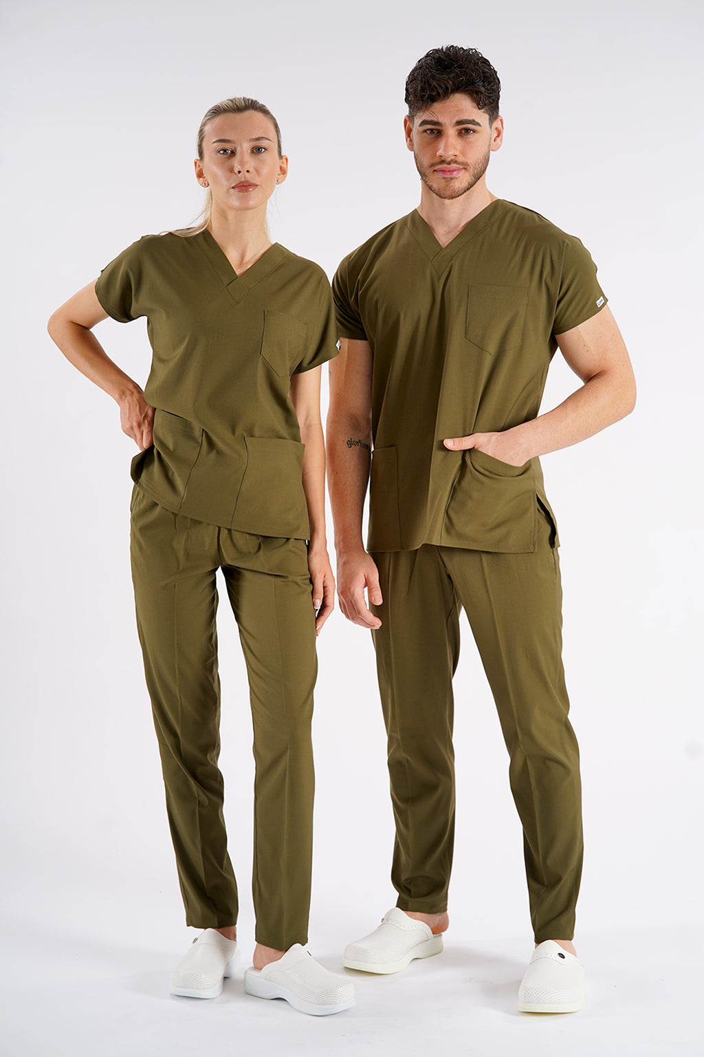 Haki Dr. Greys Modeli Likralı Hemşire Forması Unisex Yarasa Kol Doktor Scrubs Hastane Takımı