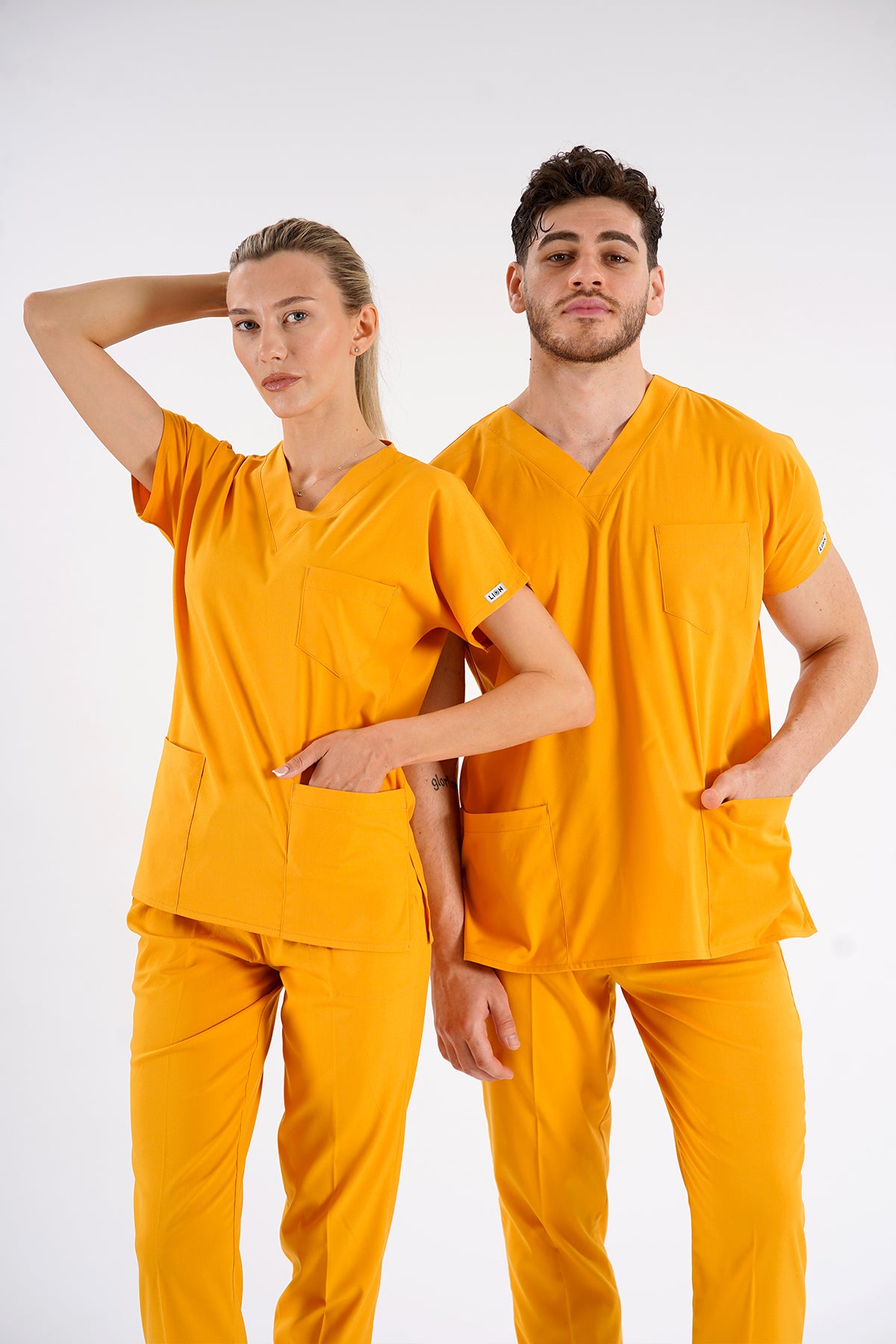 Hardal Dr. Greys Modeli Likralı Hemşire Forması Unisex Yarasa Kol Doktor Scrubs Hastane Takımı