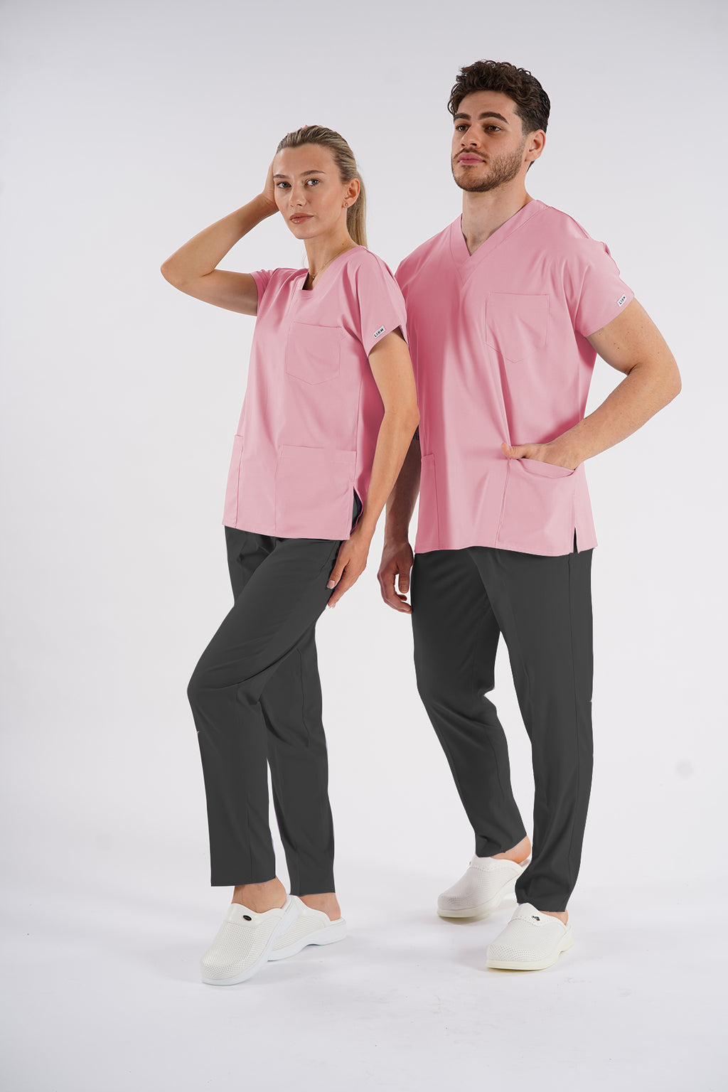 Toz Pembe Dr.Greys Modeli Soft Likralı Hemşire Doktor Forması Scrubs Tek Üst Unisex Yarasa Kol