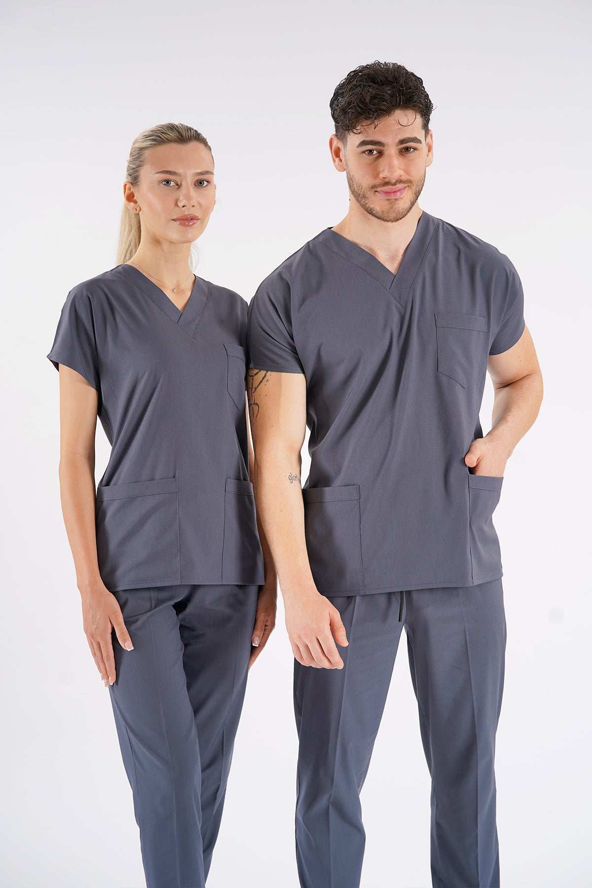Füme Dr. Greys Modeli Likralı Hemşire Forması Unisex Yarasa Kol Doktor Scrubs Hastane Takımı