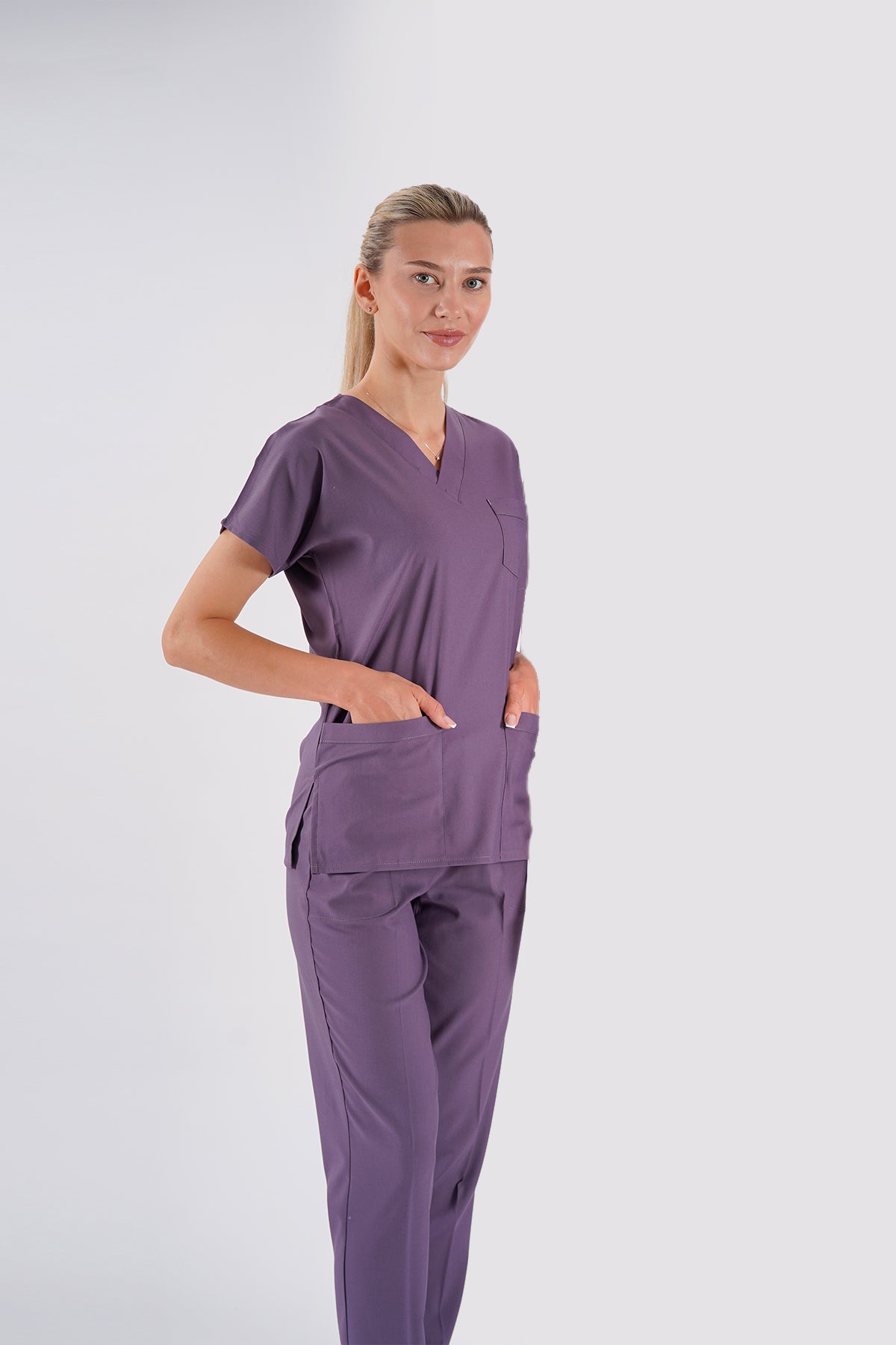Açık Mürdüm Dr. Greys Modeli Likralı Hemşire Forması Unisex Yarasa Kol Doktor Scrubs Hastane Takımı